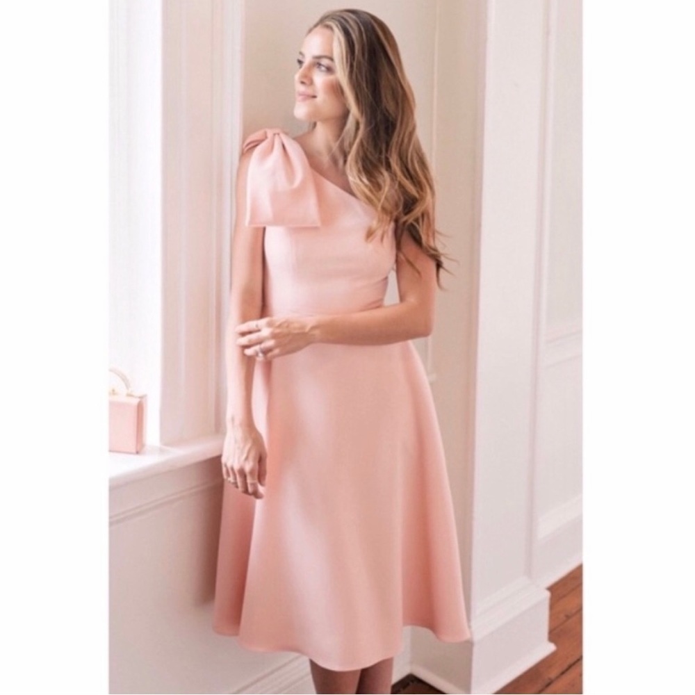 Gal Meets Glam Yvonne Dream Rose Quartz one Shoulder Bow Dress Pink Sz 8